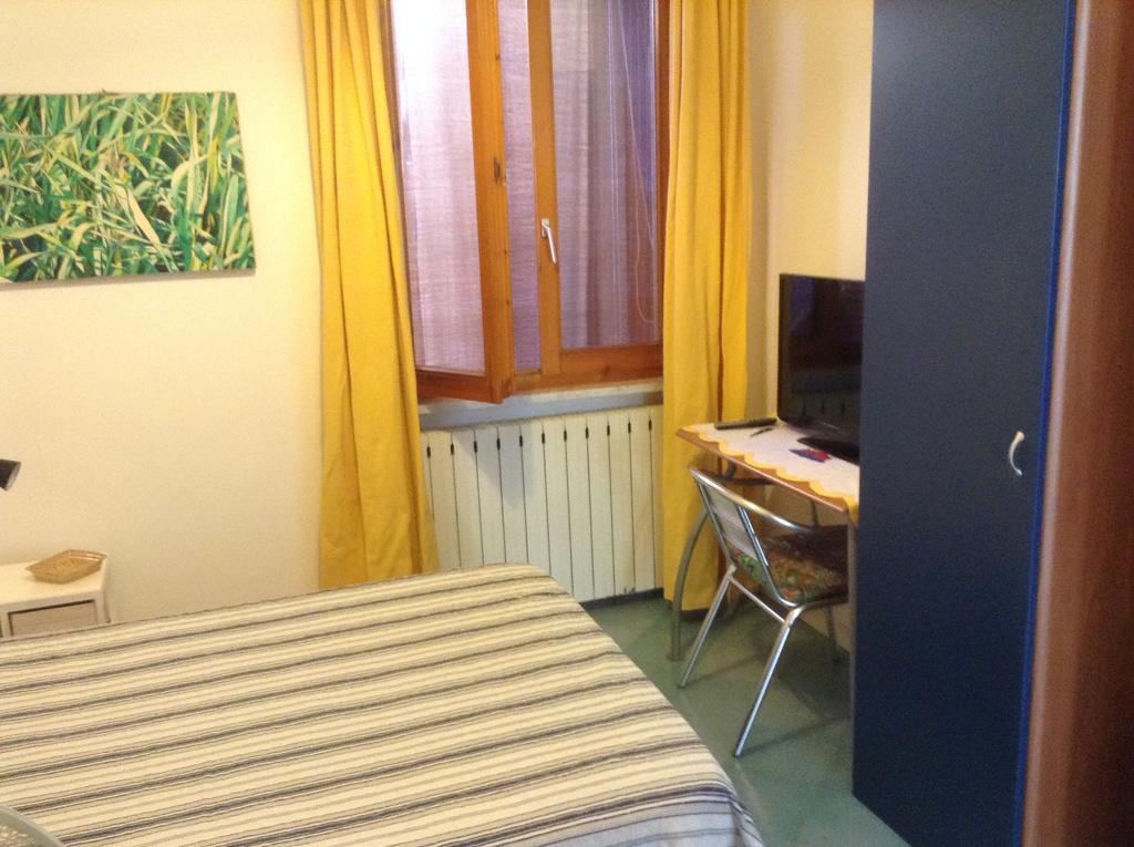 Casa Fornaciari Bed & Breakfast เวียเรจโจ ภายนอก รูปภาพ